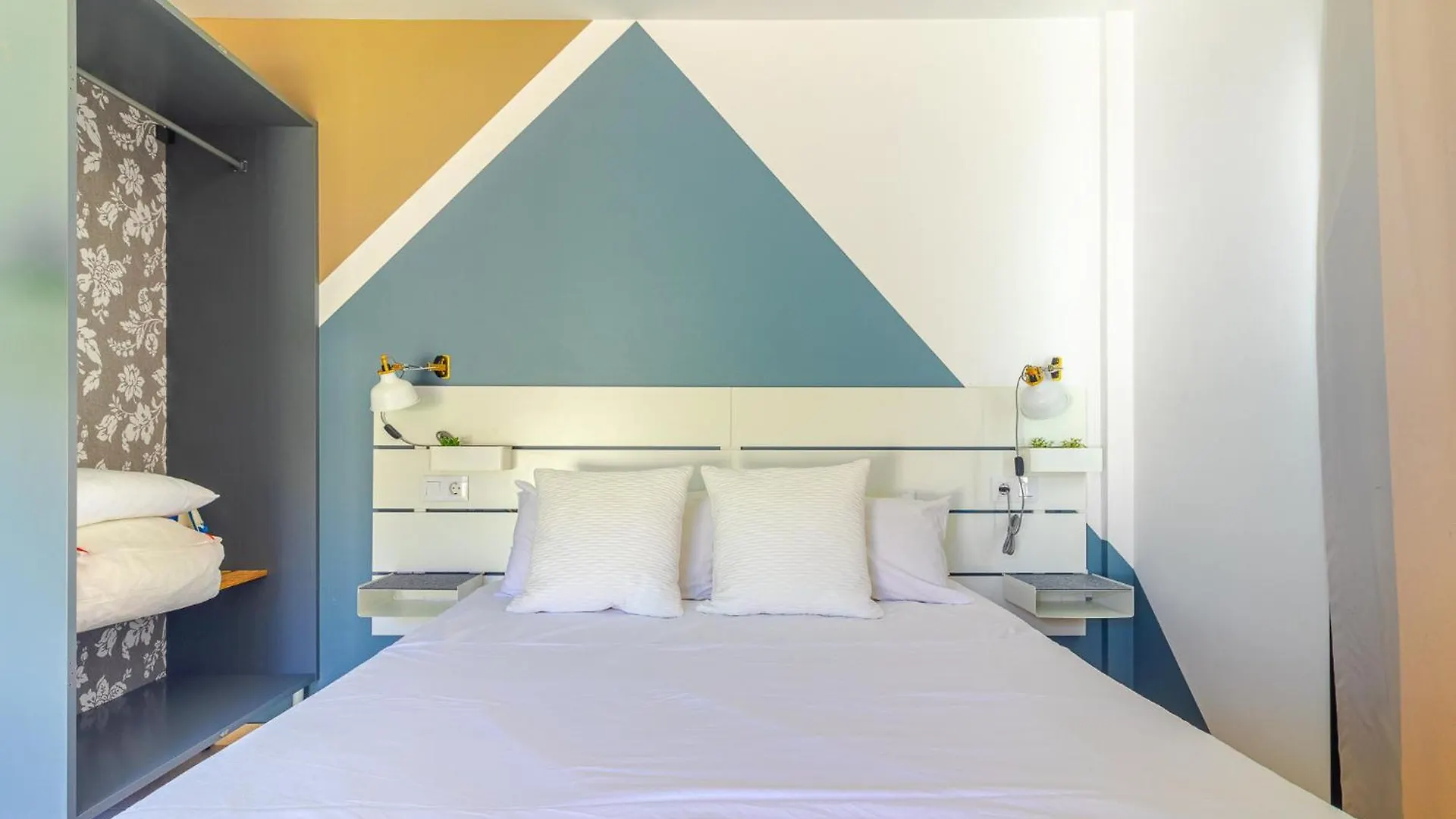 Flatguest Cotillomar