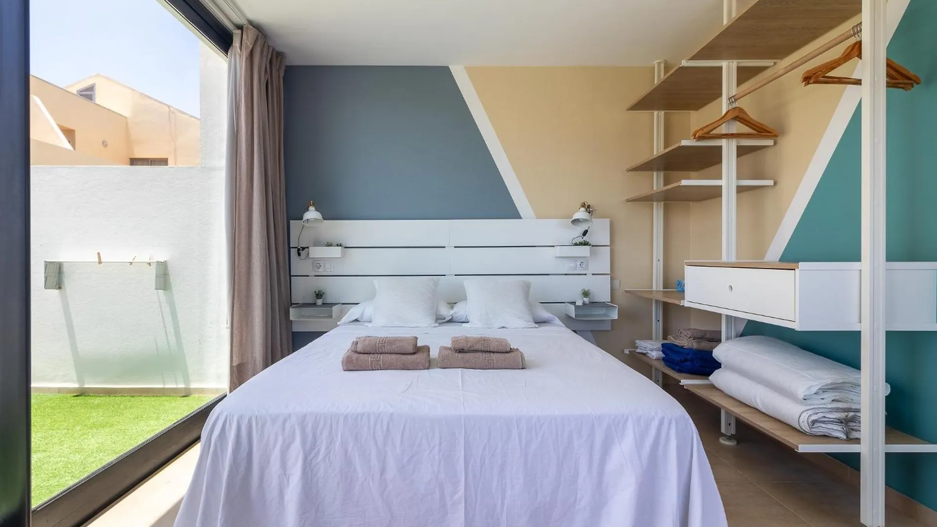 Flatguest Cotillomar 0*, El Cotillo (Fuerteventura) Spain
