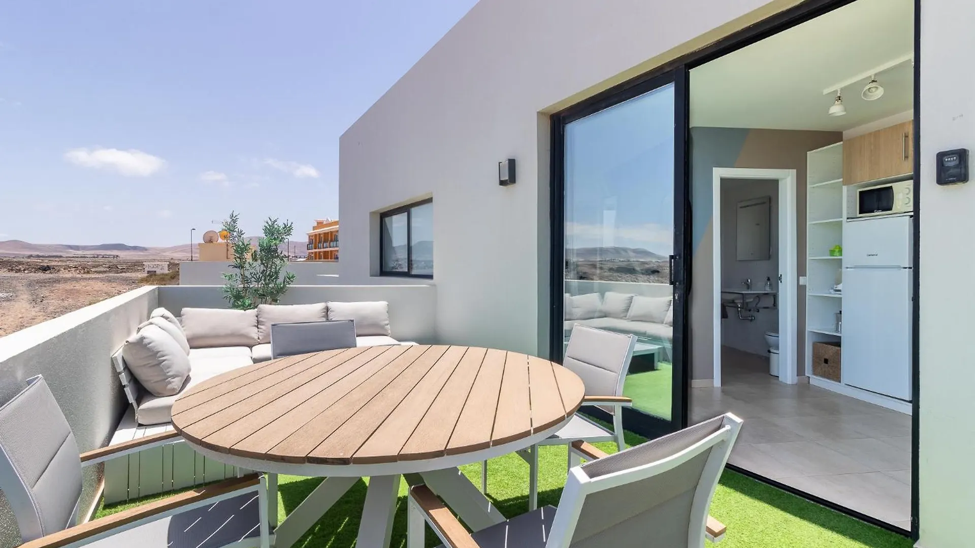 Flatguest Cotillomar 0*, El Cotillo (Fuerteventura) Spain
